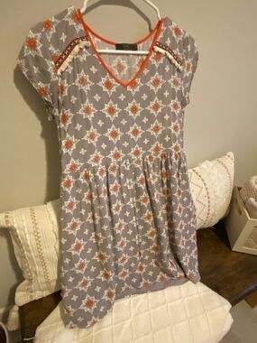 THML Anthropologie Gray Printed Tunic Dress with Orange Trim
